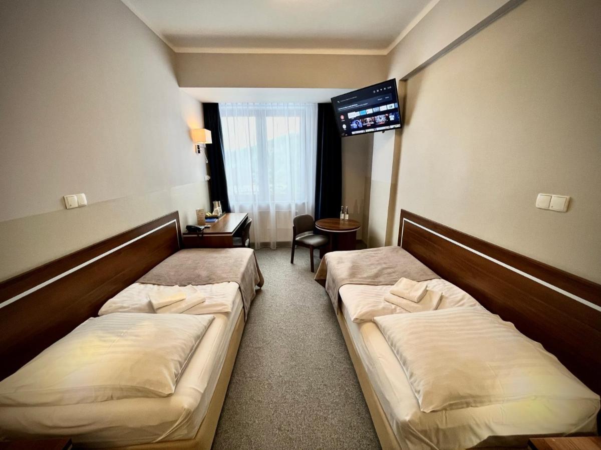 Hotel Szyndzielnia Bielsko-Biała Exteriör bild