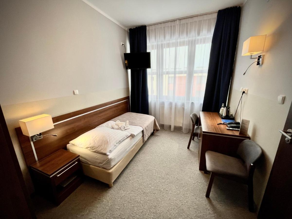 Hotel Szyndzielnia Bielsko-Biała Exteriör bild