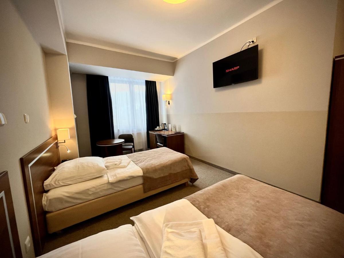 Hotel Szyndzielnia Bielsko-Biała Exteriör bild