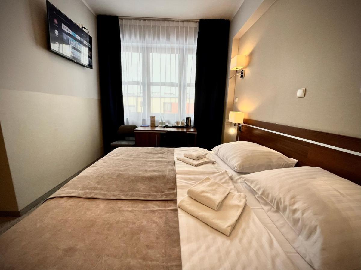 Hotel Szyndzielnia Bielsko-Biała Exteriör bild